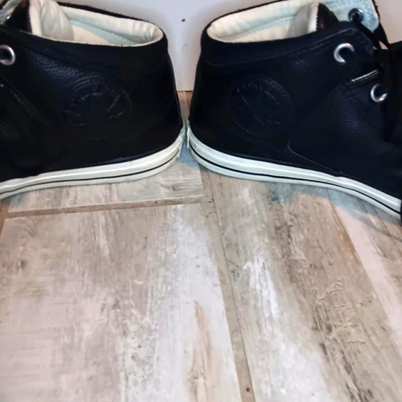 Converse Chuck Taylor All Star Leather HighTop Sneaker - Picture 3 of 7